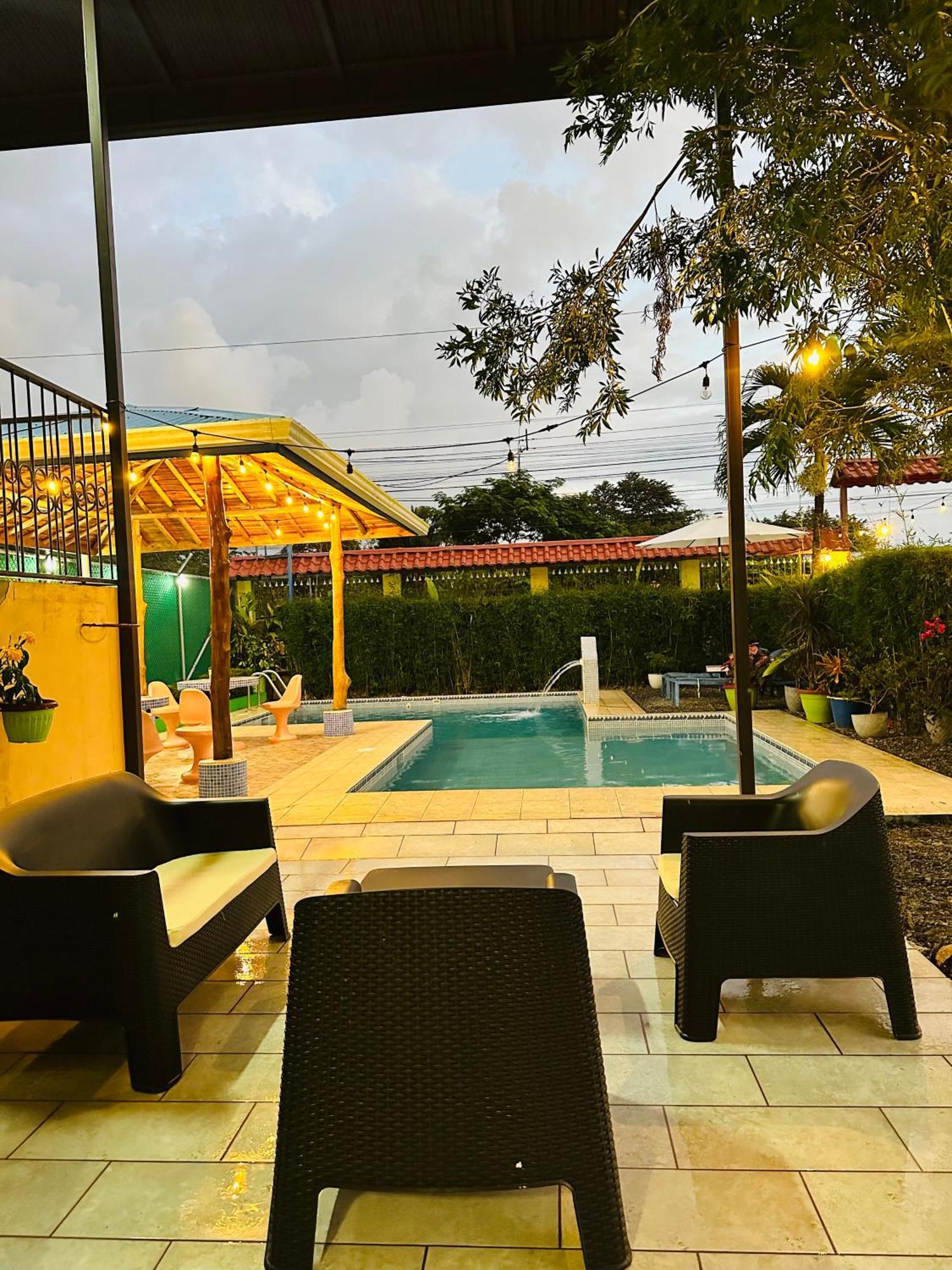 Hotel La Fiore De Bahia อูวีตา ภายนอก รูปภาพ