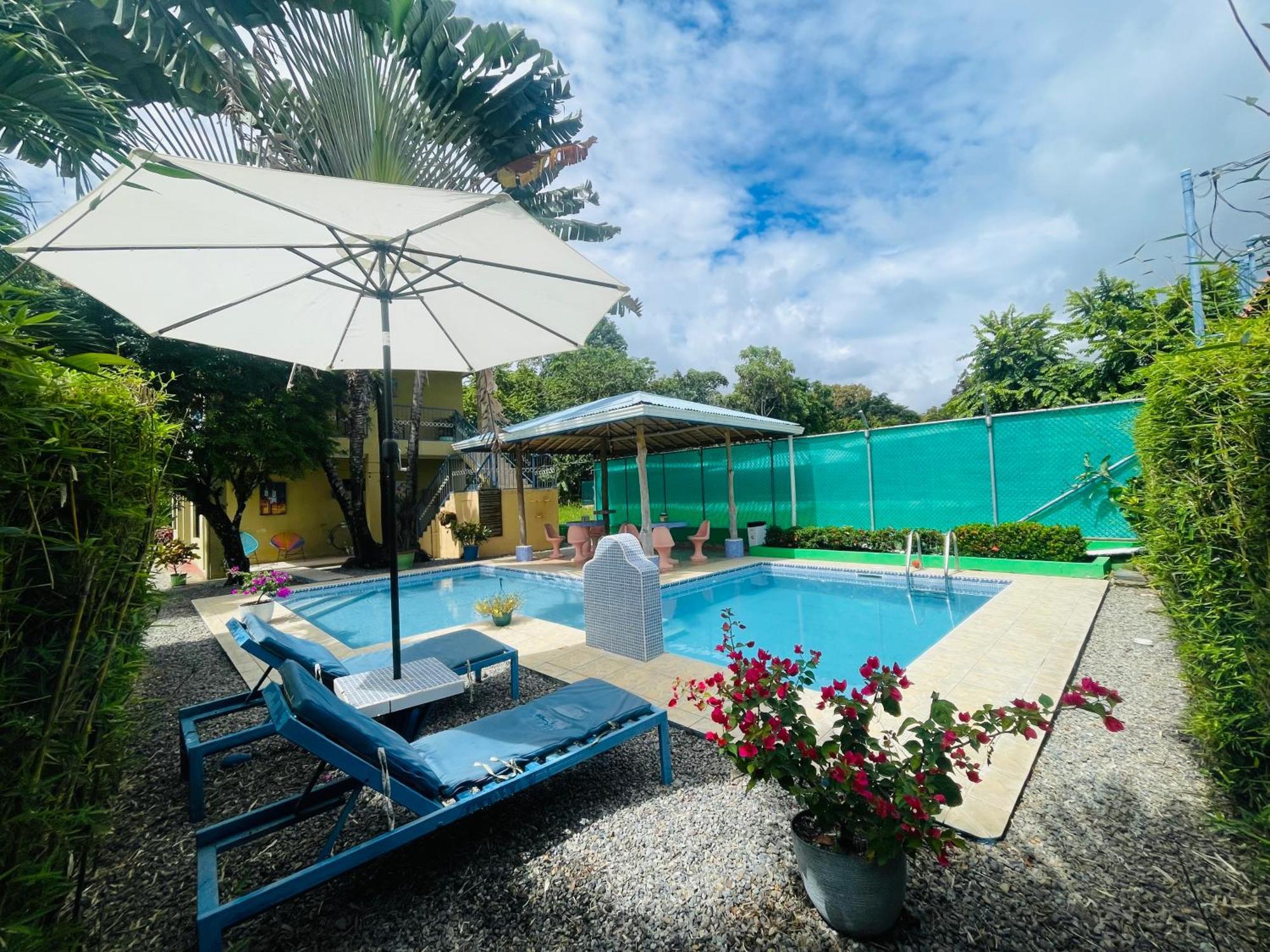 Hotel La Fiore De Bahia อูวีตา ภายนอก รูปภาพ